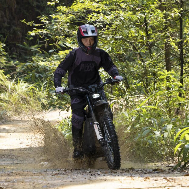 72V Professional Off-Road Electric Motorcycle - CAOFENG F80 | Desert Ready 16" Tires NFC Keyless